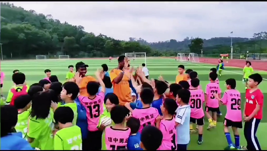足球支教