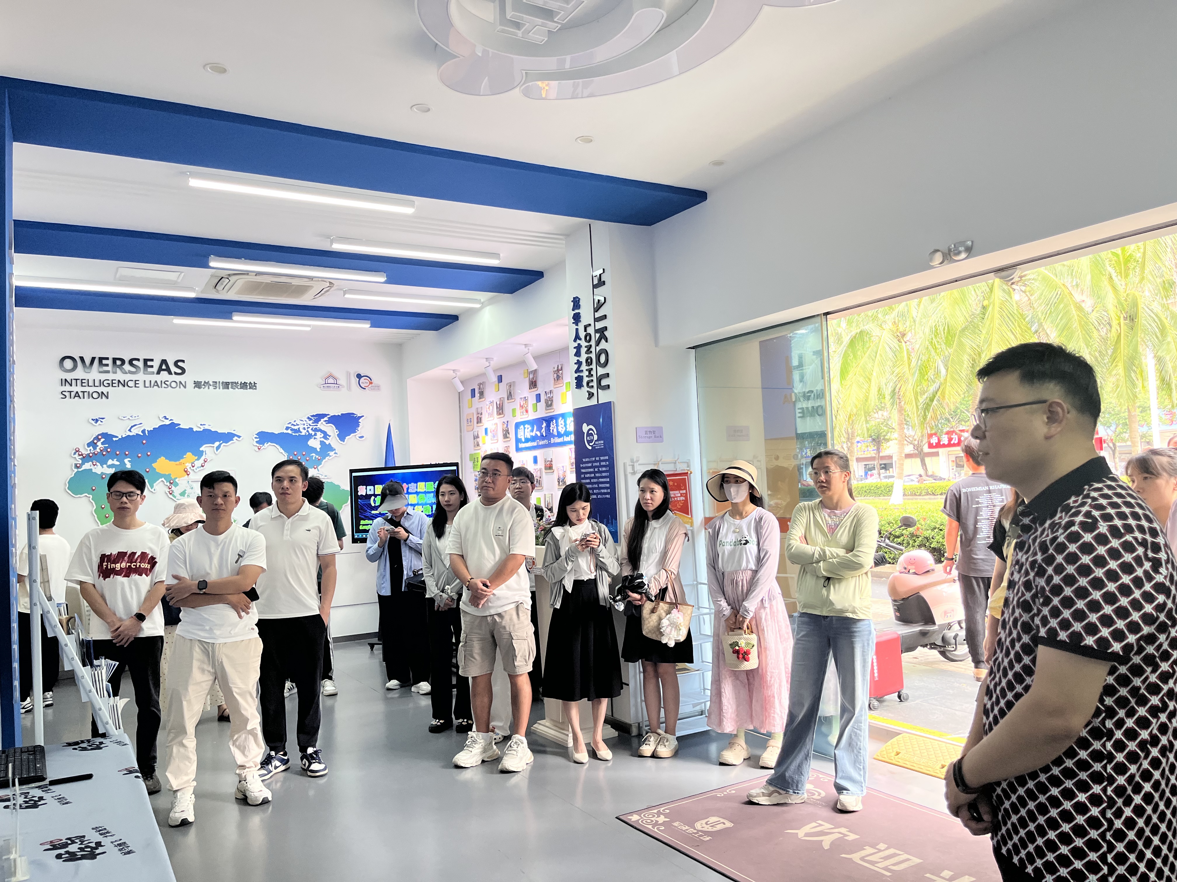 五指山市人才工作者培训班参观
