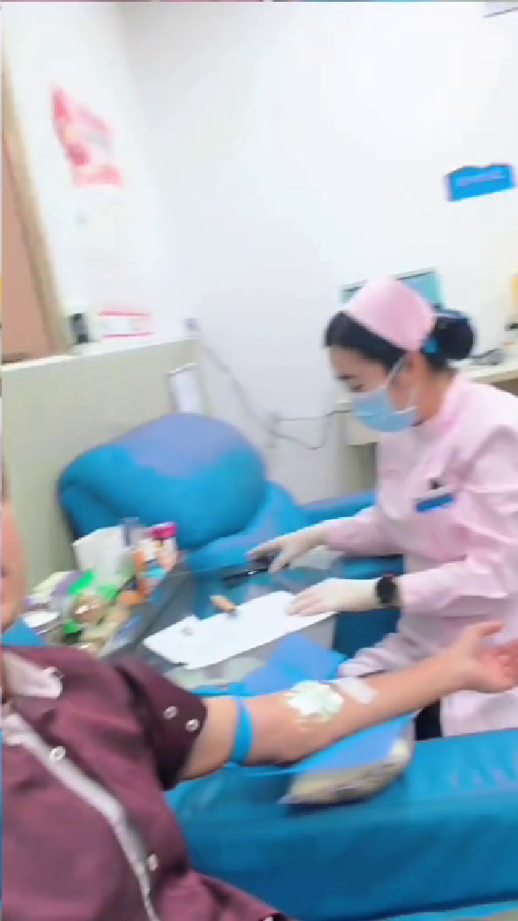 国际人才志愿者献血视频
