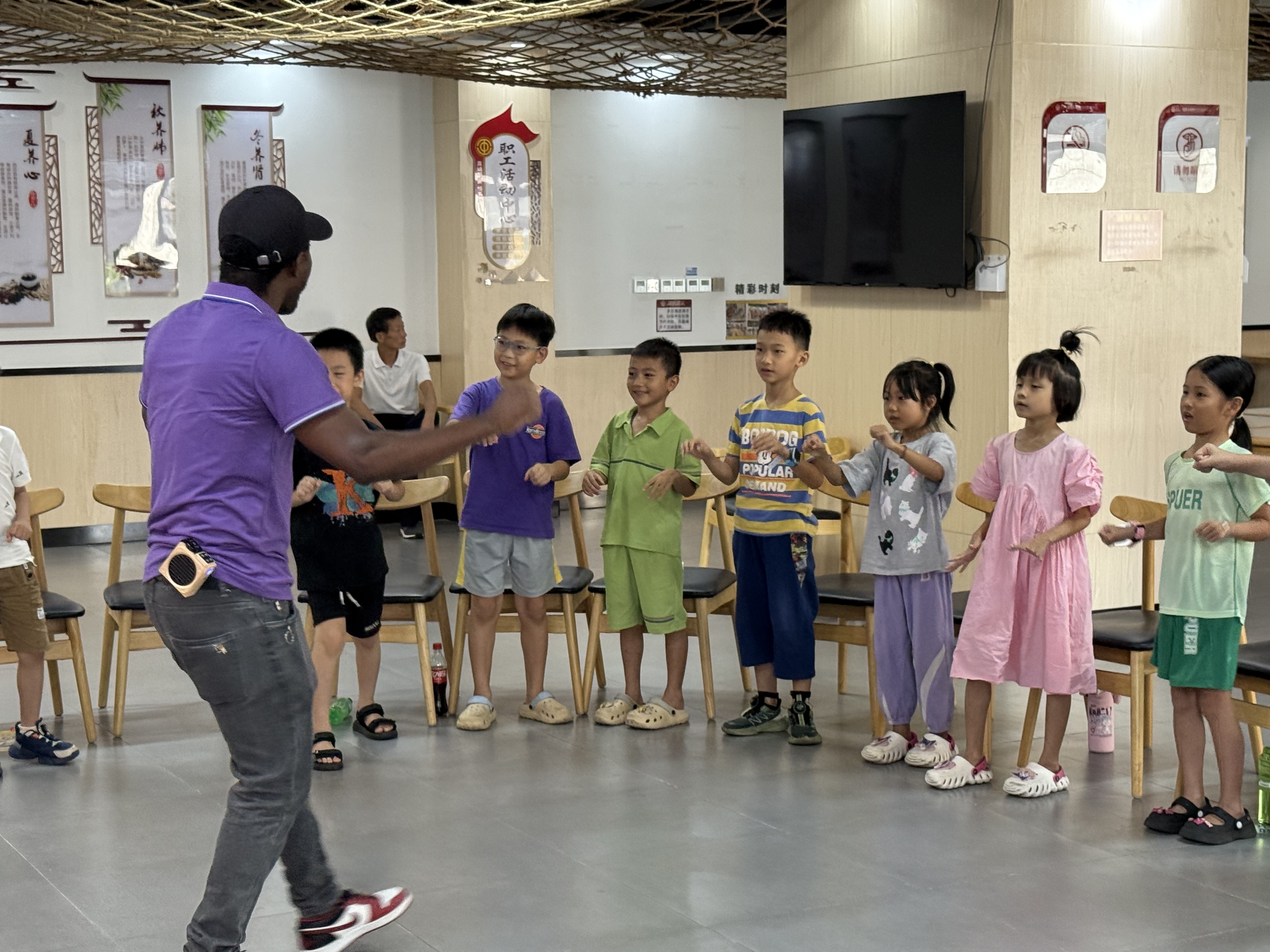 “七彩童年，欢乐暑期”青少年英语公益培训班第3课