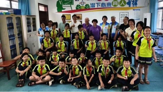 “海口Yeah”海口国际人才志愿服务团公益课堂走进东营小学